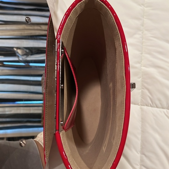 Sport max by Max Mara Red Patent Leather Bucket Bag - Picture 5 of 11